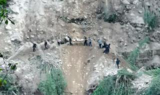 震中失联的24名特警